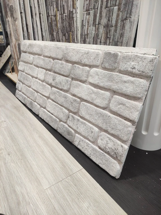 UNISPO Fasádní obklad – cihla UAC04 - 120x50x3,5cm / 0,6m²
