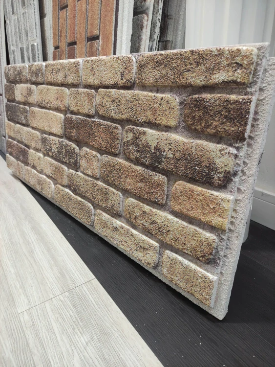 UNISPO Fasádní obklad – cihla UAC06 - 120x50x3,5cm / 0,6m²
