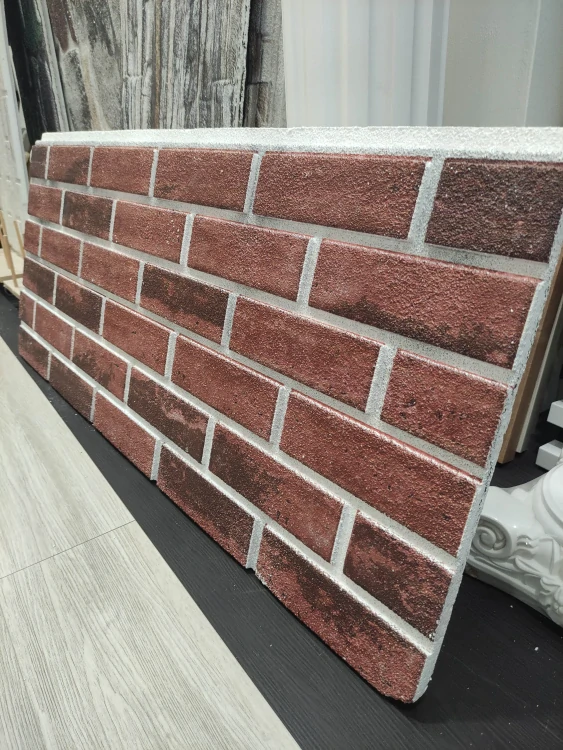 UNISPO Fasádní obklad – cihla UAC17 - 120x50x3,5cm / 0,6m²